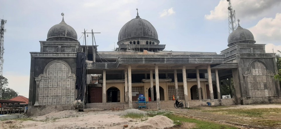 Pt Timah Tbk Bersama Karyawan Bantu Percepatan Renovasi Masjid Al Inayah Belinyu Lensa Bangka